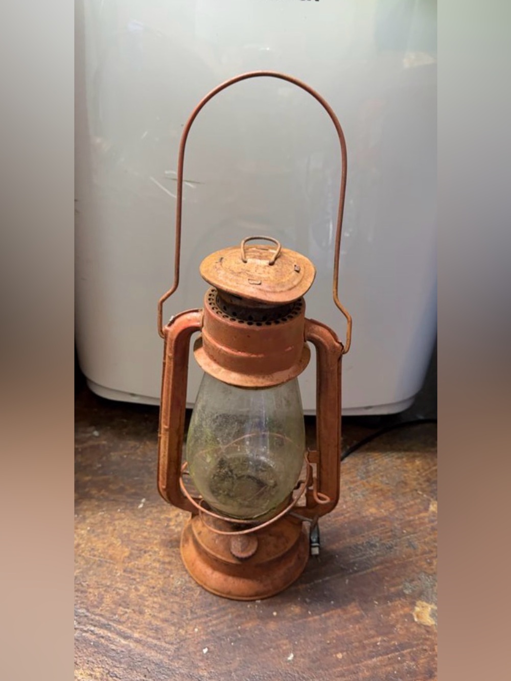 Rustic Copper Glass Vintage-Style Lantern - Copper Color